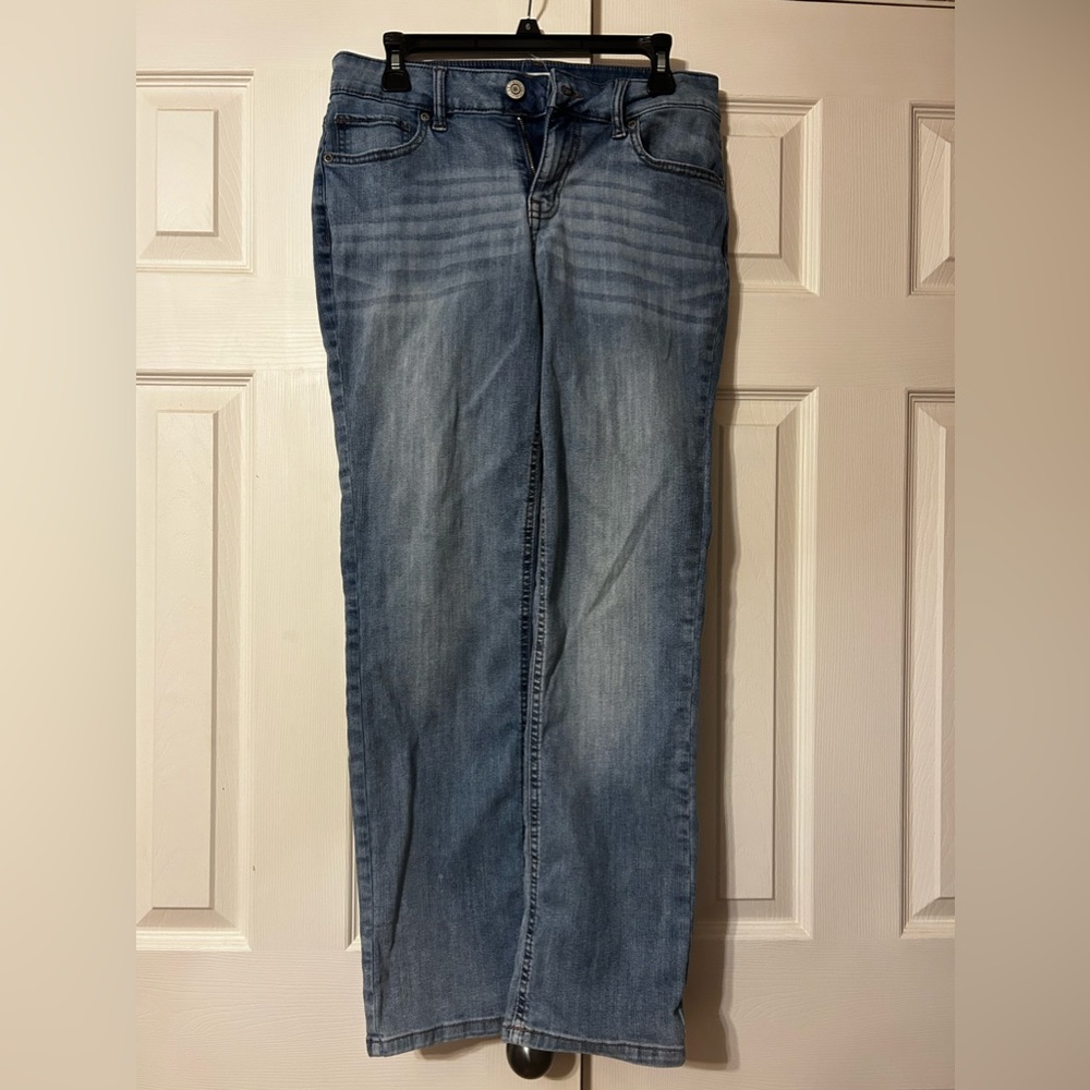 MJeans straight Mid Rise size 8 Short